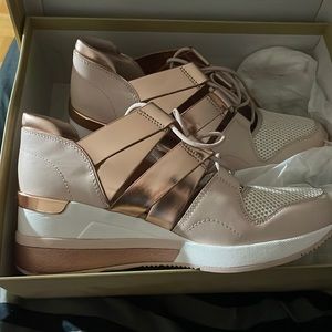 Brand new Michael kors U.S 8.5 Women’s Beckett Trainer Leather sneakers